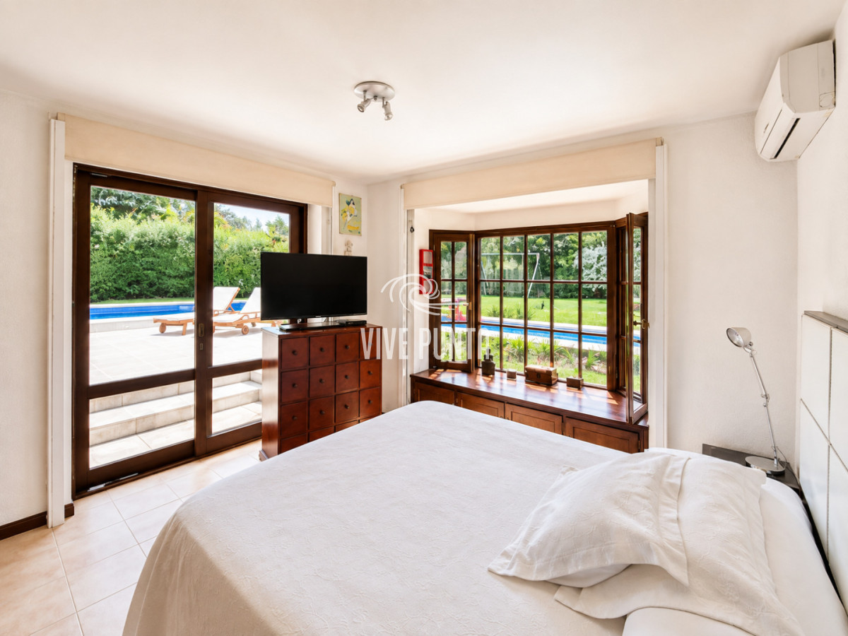 Casa ID.846 - Cómoda Casa de 5 Dormitorios y Piscina Climatizada en Punta del Este