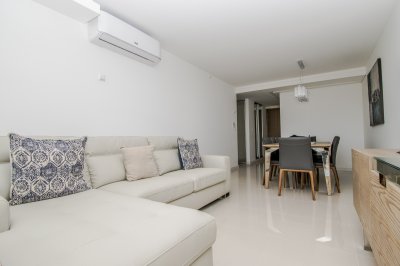 Apartamento de 2 Dormitorios + Servicio - Look Brava