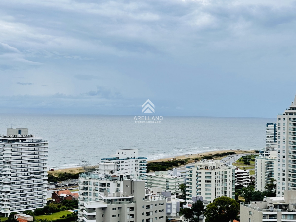 Apartamento ID.6138 - Venta apartamento Penthouse en torre One, Playa Brava