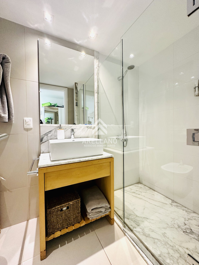 Apartamento ID.4951 - Venta Apartamento 2 Dormitorios y Parrillero en la Loma de la Ballena en exclusivo complejo