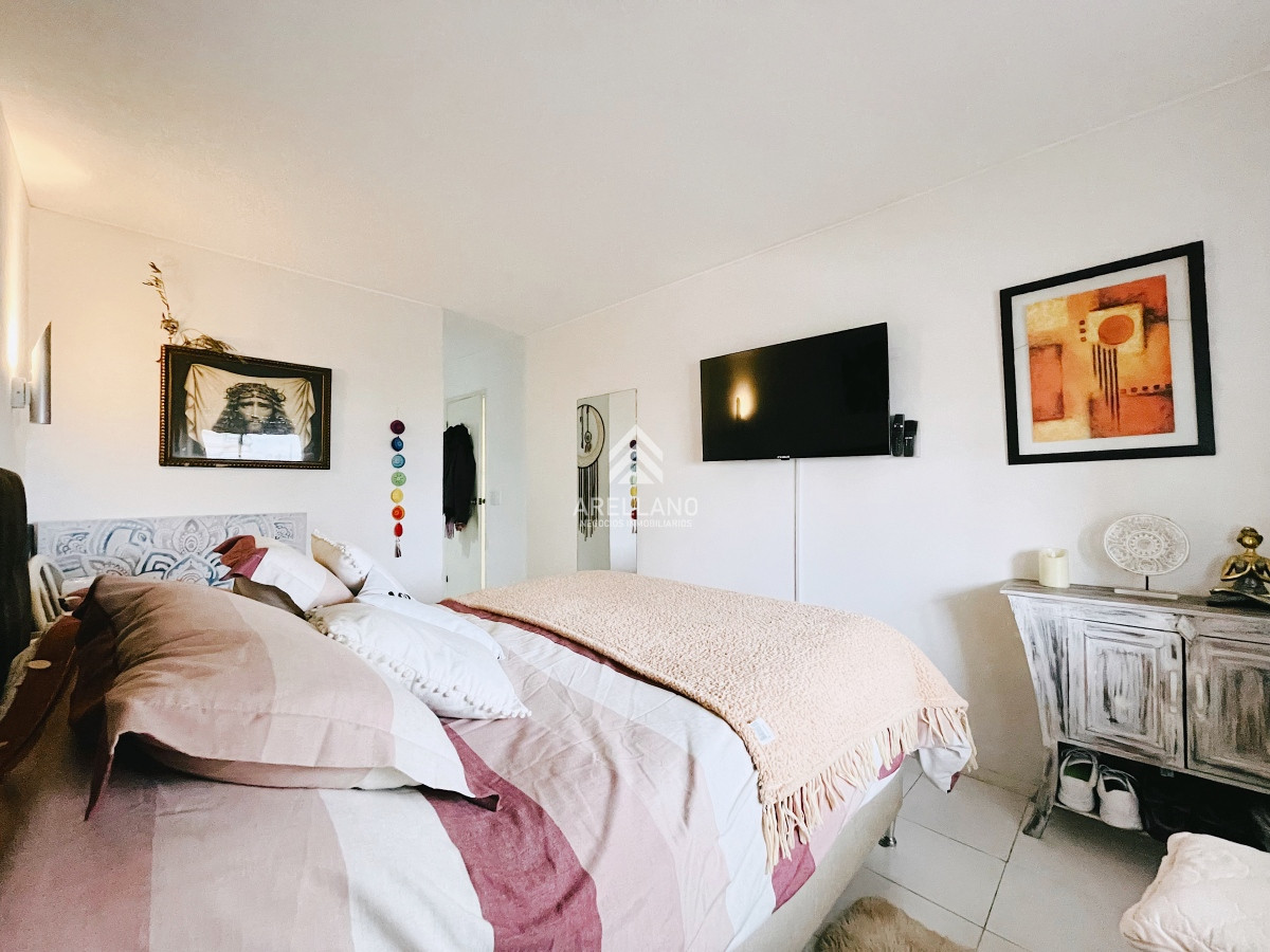 Apartamento ID.3833 - Excelente Apartamento de 2 Dormitorios Frente a Los Dedos, Playa Brava Punta del Este