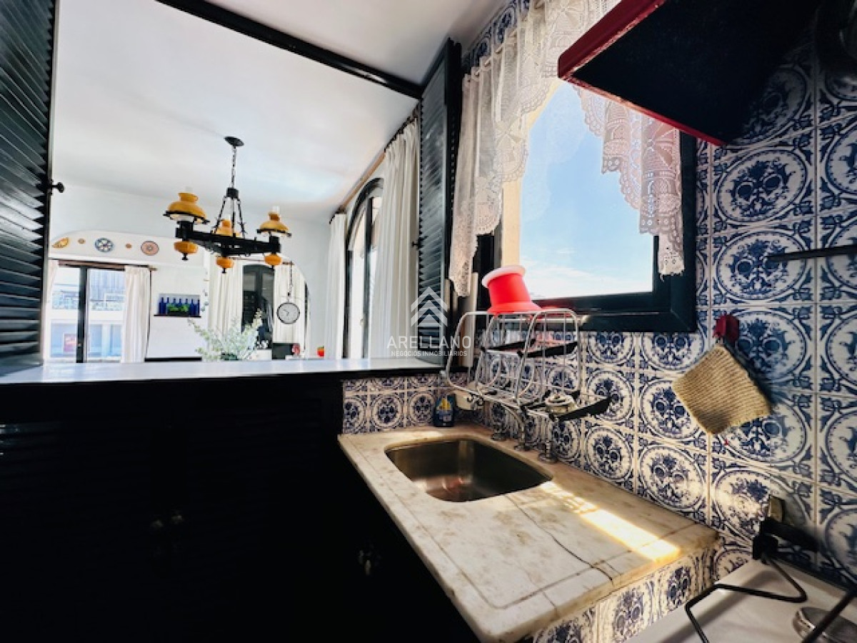 Apartamento ID.4306 - Venta apartamento 3 dormitorios y 2 baños a metros del Mar en Playa Mansa