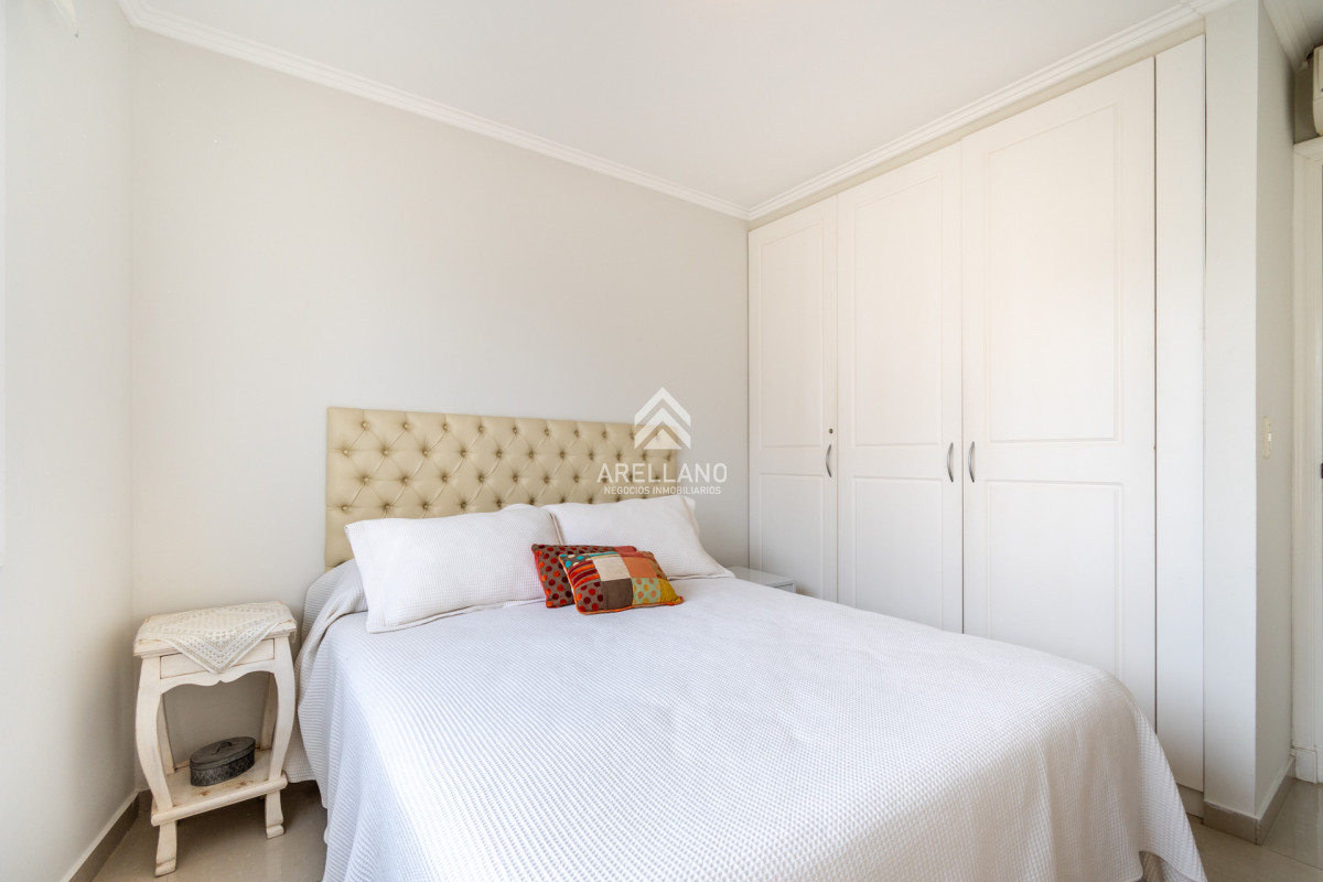 Apartamento ID.5142 - Moderno Apartamento de 3 Dormitorios a Pocas Cuadras del Mar En Venta, Playa Brava