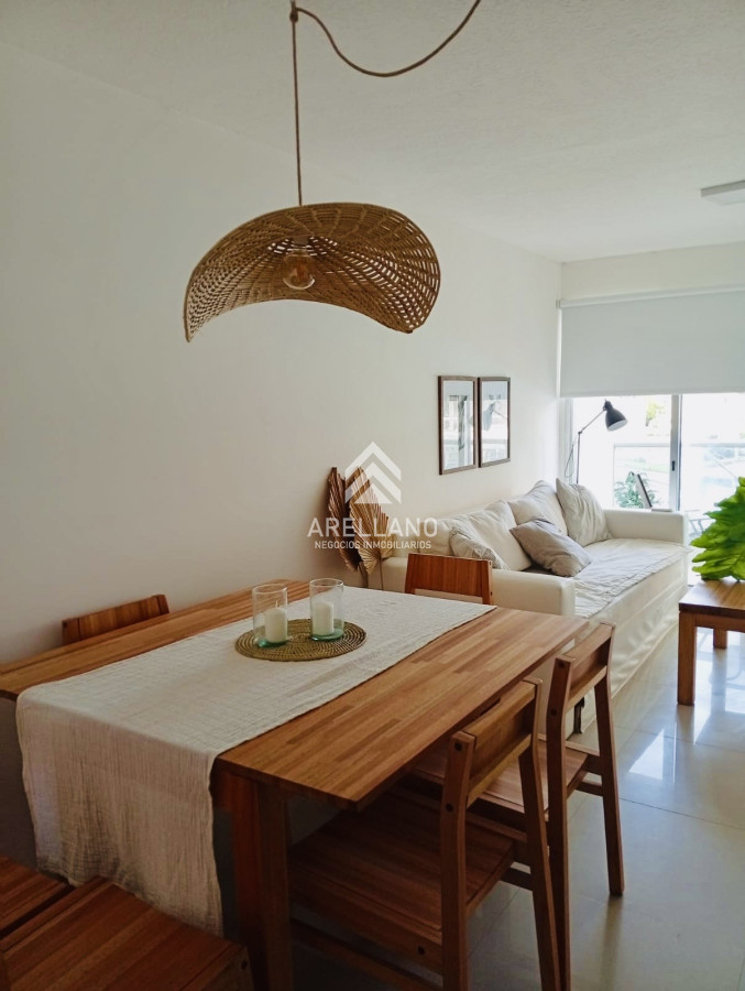 Apartamento ID.4741 - Moderno Apartamento en Venta de 1 Dormitorio en playa brava, Punta del este 