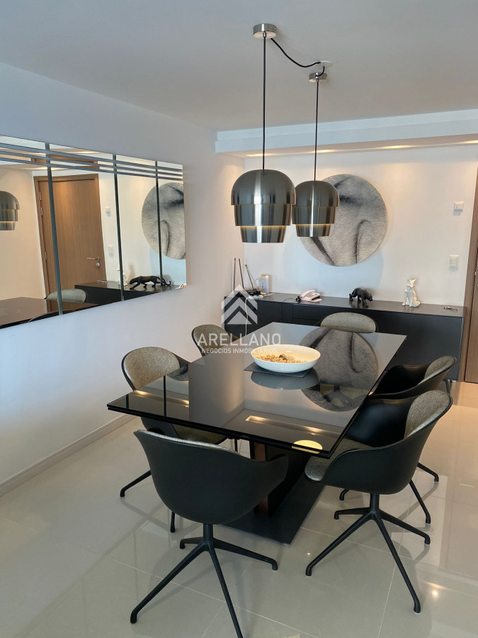 Apartamento ID.5690 - Venta apartamento de 3 dormitorios con parrillero propio en Playa Brava, Punta del Este