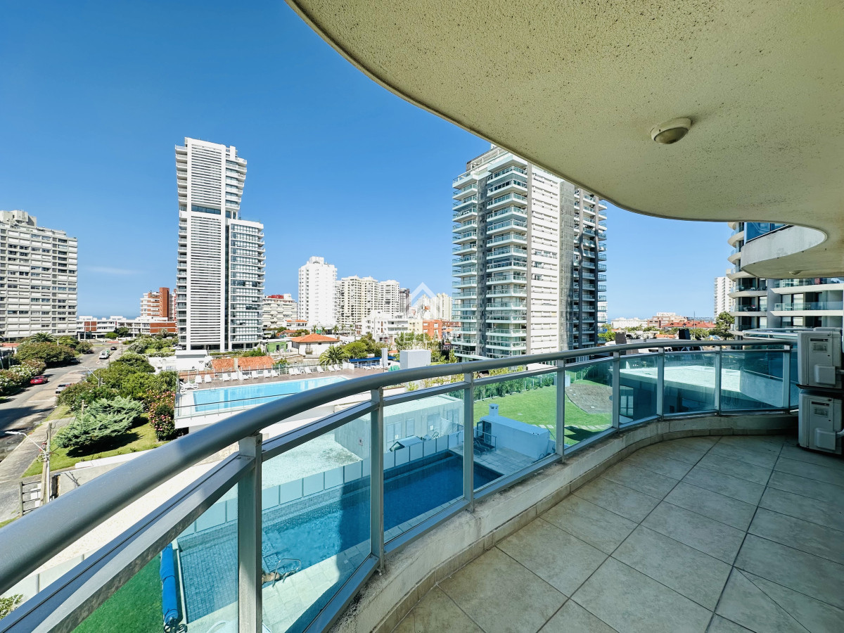 Apartamento ID.4552 - Oportunidad en Venta, Apartamento de 1 Dormitorio en torre con servicios, Aidy Grill