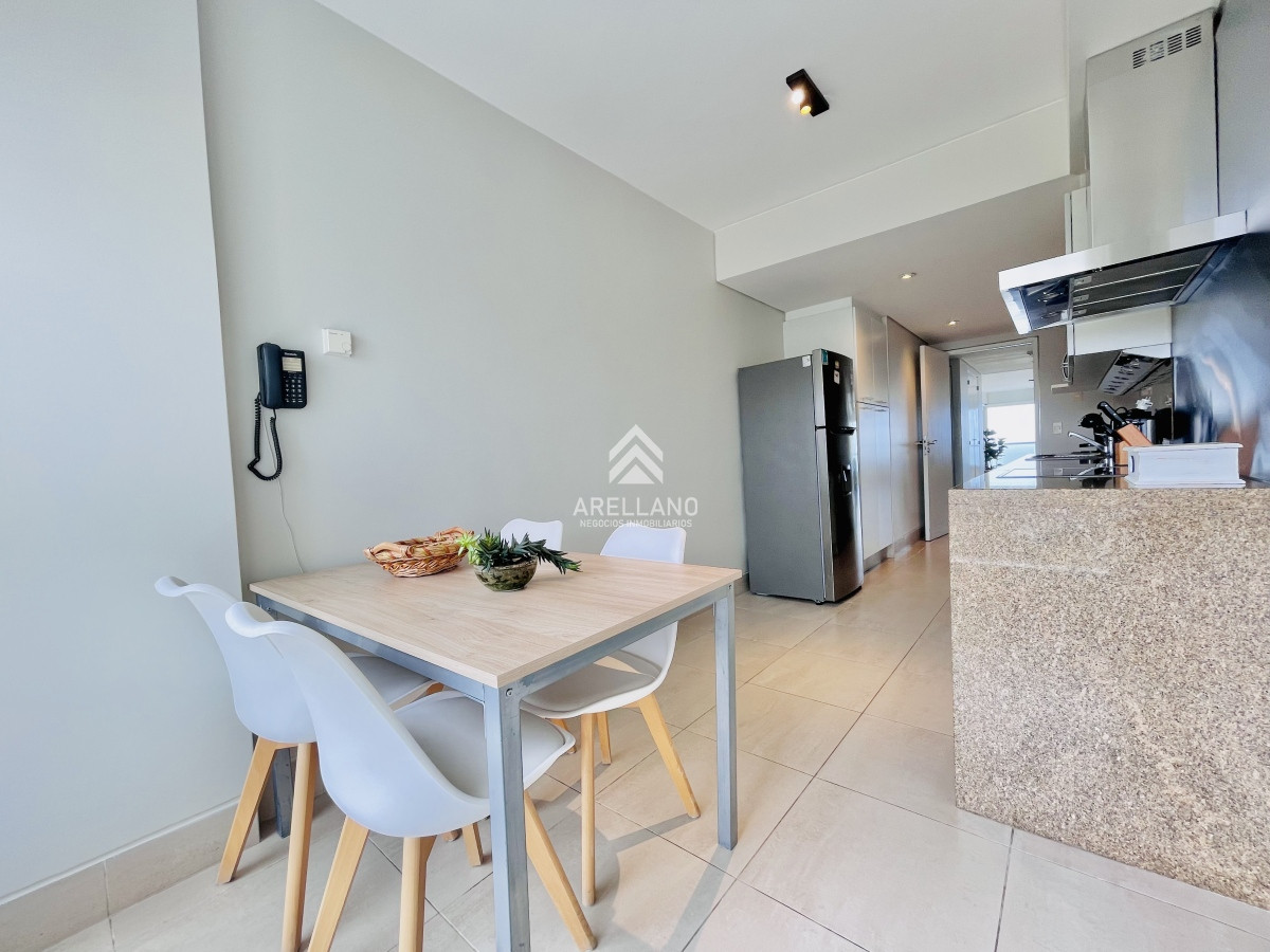Apartamento ID.3986 - Moderno Apartamento de 2 Dormitorios en Le Parc, Playa Brava. Punta del Este 