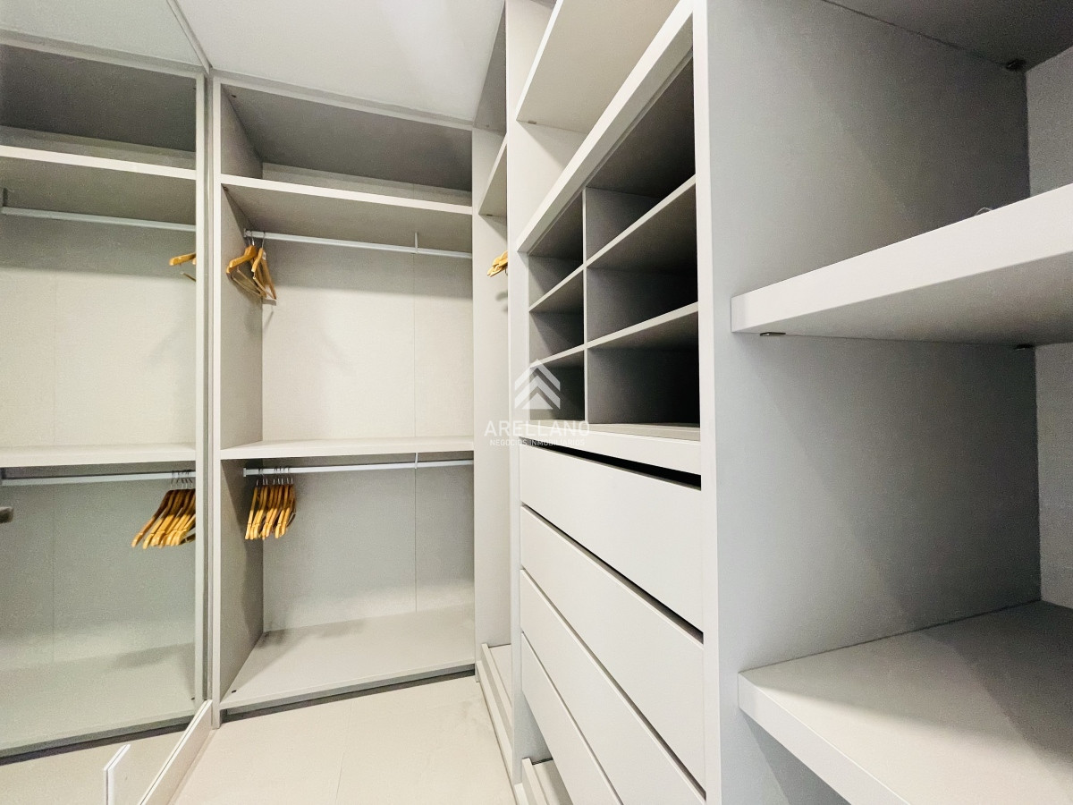 Apartamento ID.6137 - Venta Apartamento 3 Dormitorios, Le Parc Punta del Este