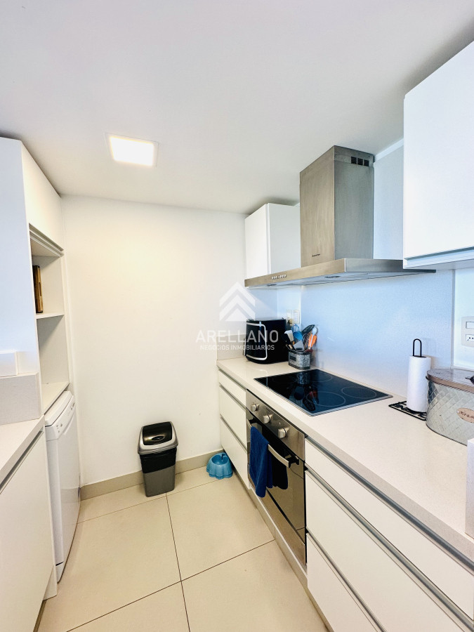 Apartamento ID.4951 - Venta Apartamento 2 Dormitorios y Parrillero en la Loma de la Ballena en exclusivo complejo
