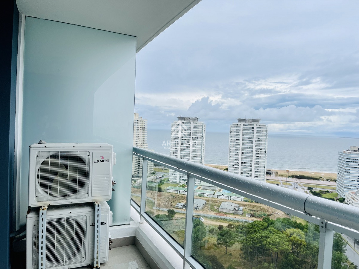 Apartamento ID.6138 - Venta apartamento Penthouse en torre One, Playa Brava