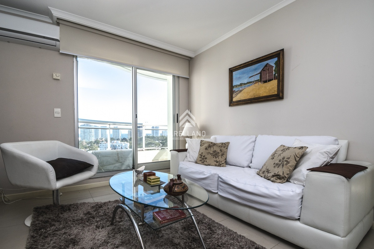 Apartamento ID.6025 - Venta Apartamento 2 Dormitorios en Ocean Drive, Punta del Este