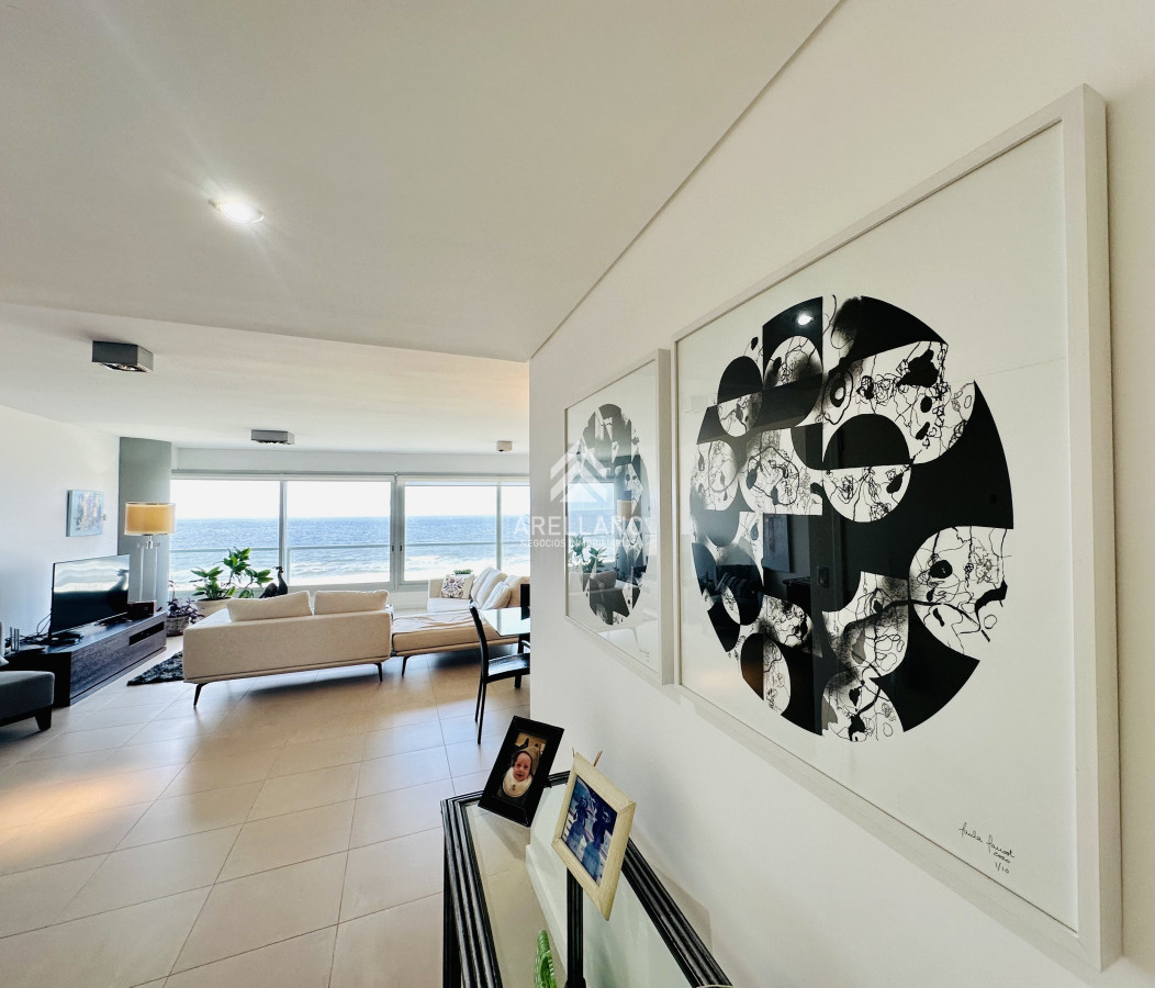 Apartamento ID.5178 - Oportunidad en Venta! Apartamento sobre playa Brava de 3 Dormitorios más Dependencia, Torre Le Parc