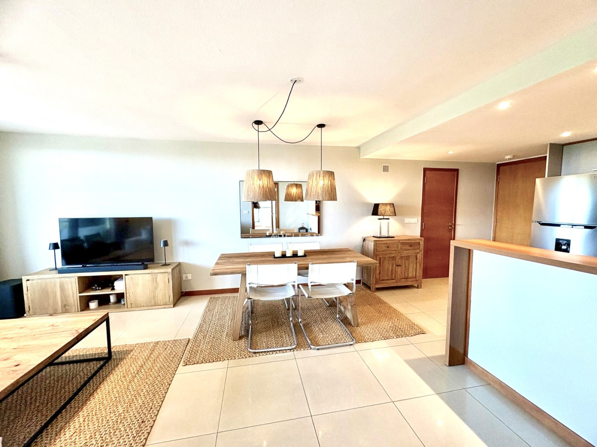 Apartamento ID.5775 - Alquiler temporal apartamento de 2 dormitorios a pasos de Punta Shopping