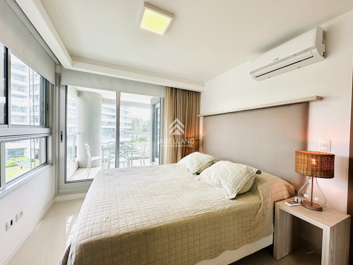 Apartamento ID.4250 - Apartamento de 1 Dormitorio en playa Brava, Punta del Este