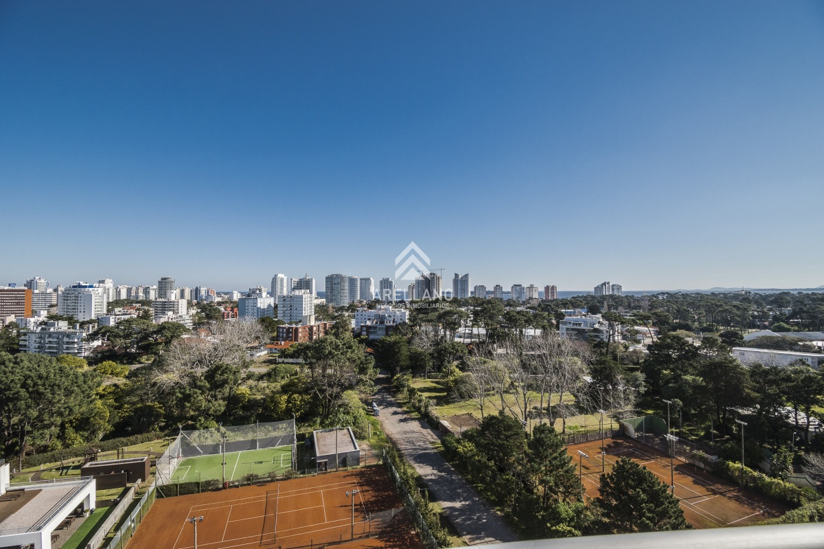 Apartamento ID.6025 - Venta Apartamento 2 Dormitorios en Ocean Drive, Punta del Este
