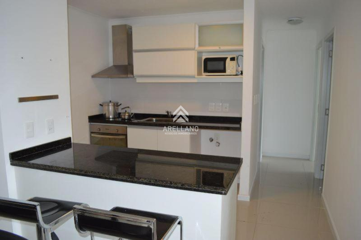 Apartamento ID.5576 - Muy Buen Apartamento de 2 Dormitorios en Aidy Grill, Punta del Este