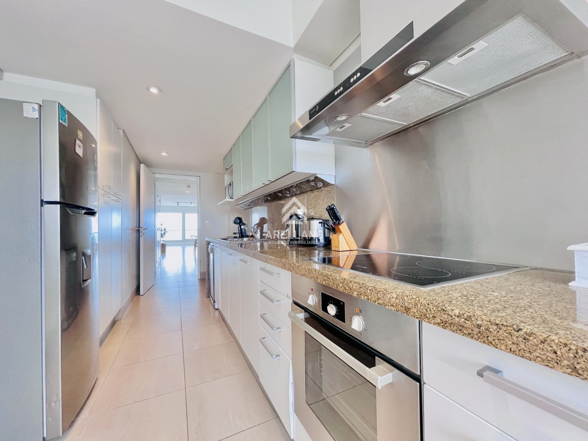 Apartamento ID.3986 - Moderno Apartamento de 2 Dormitorios en Le Parc, Playa Brava. Punta del Este 
