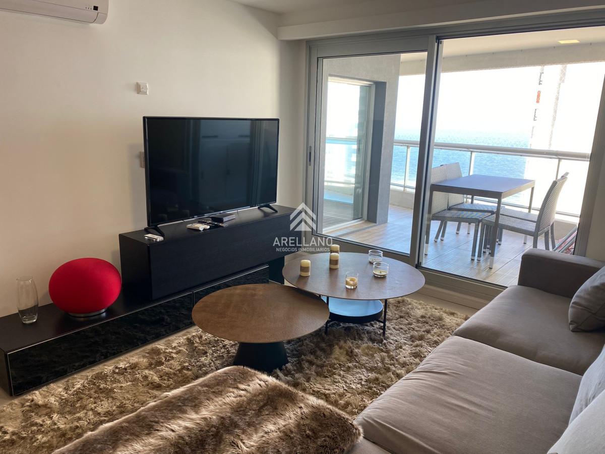 Apartamento ID.5690 - Venta apartamento de 3 dormitorios con parrillero propio en Playa Brava, Punta del Este