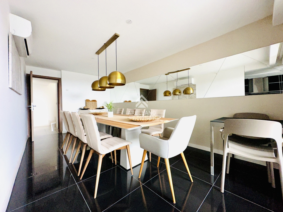 Apartamento ID.5668 - Venta de amplio penthouse 4 dormitorios más dependencia de servicio en torre premiun de Playa Brava, Punta del Este