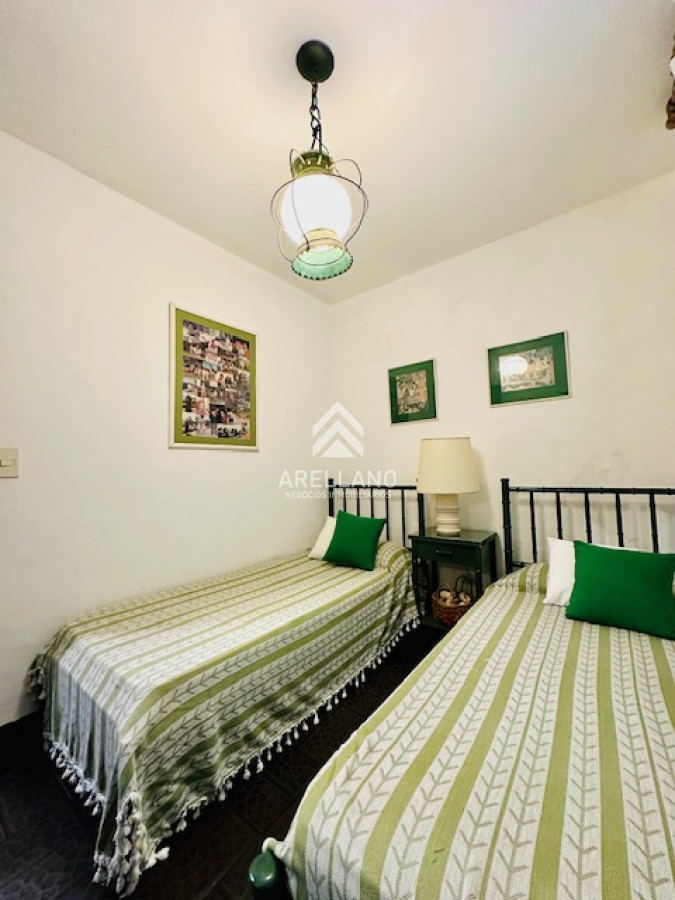 Apartamento ID.4306 - Venta apartamento 3 dormitorios y 2 baños a metros del Mar en Playa Mansa