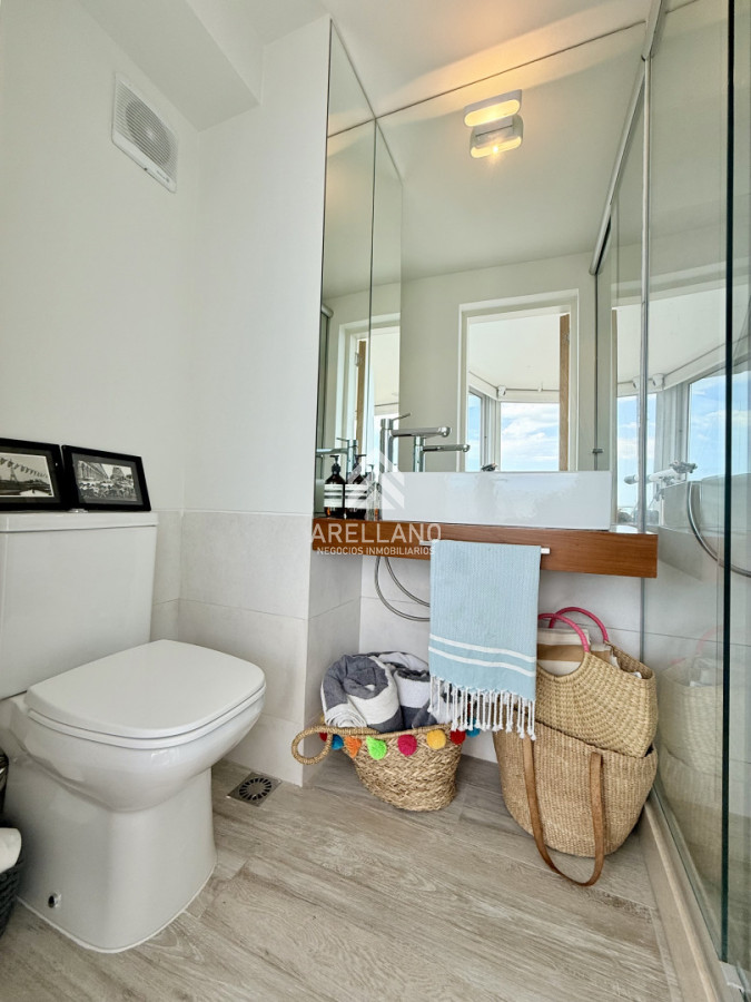 Apartamento ID.5840 - Venta Apartamento Penthouse 3 dormitorios con parrillero propio en alquiler temporario, Roosevelt Brava, Punta del Este