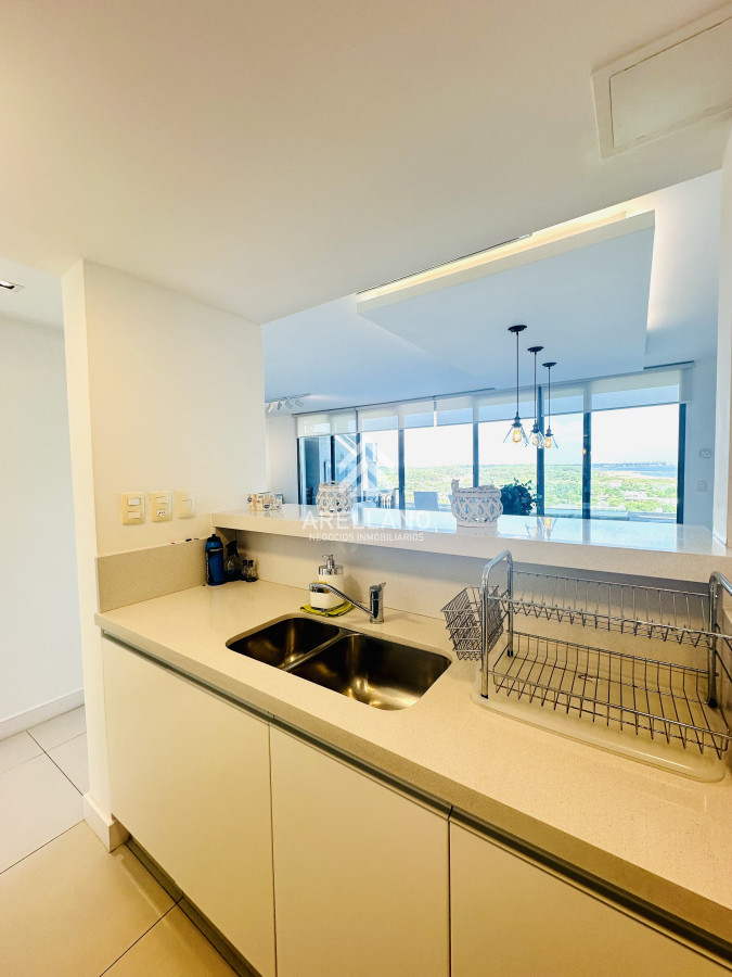 Apartamento ID.4951 - Venta Apartamento 2 Dormitorios y Parrillero en la Loma de la Ballena en exclusivo complejo