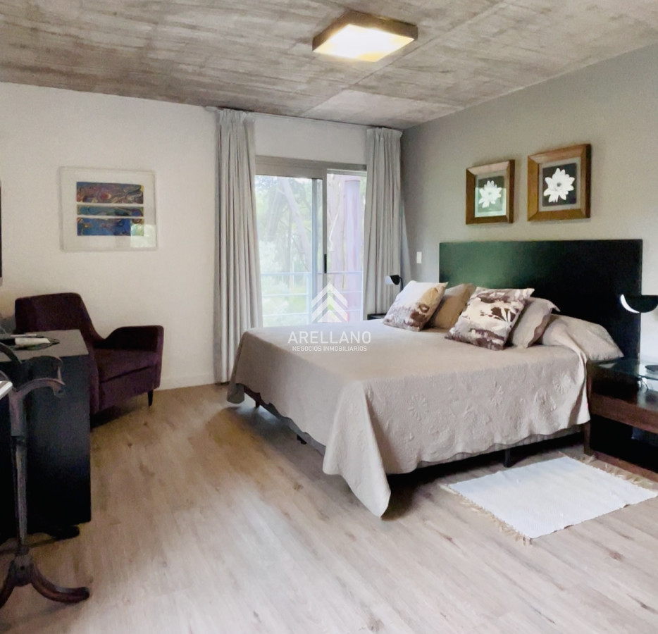 Casa ID.4267 - Venta y alquiler de maravillosa casa de 4 dormitorios en barrio privado, Playa Brava, Punta del Este