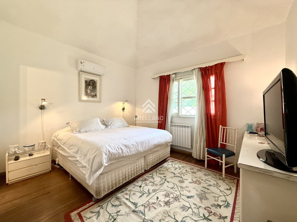 Casa ID.5680 - Alquiler temporal de casa de 3 dormitorios con gran parque en playa mansa, Punta del Este