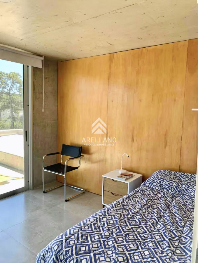 Casa ID.5385 - Alquiler de temporada Casa de 4 Dormitorios y Piscina Climatizada en Barrio Privado, Punta del Este