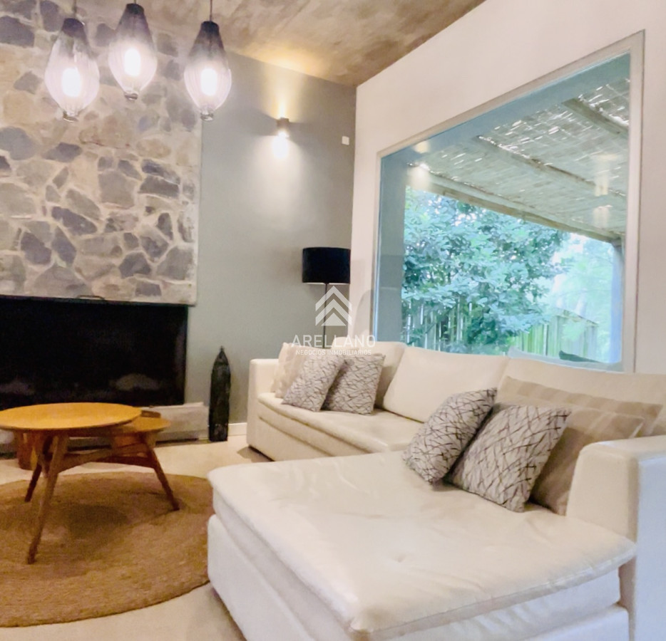 Casa ID.4267 - Venta y alquiler de maravillosa casa de 4 dormitorios en barrio privado, Playa Brava, Punta del Este