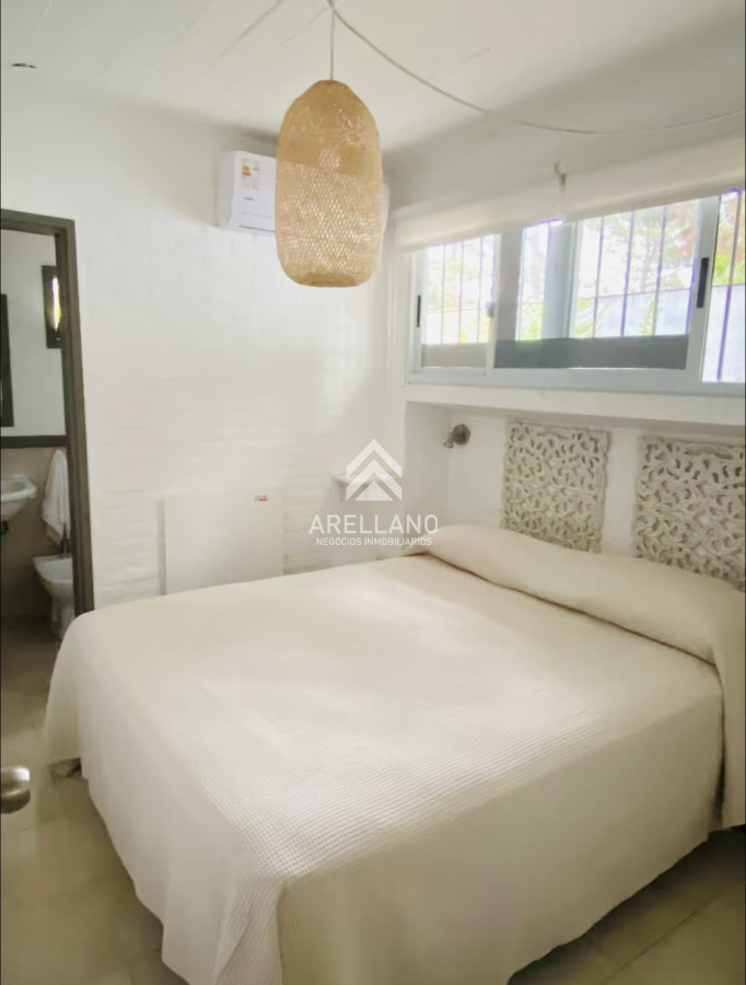 Casa ID.5382 - Alquiler de temporada Casa 3 Dormitorios, Piscina y Parrillero en Playa Mansa
