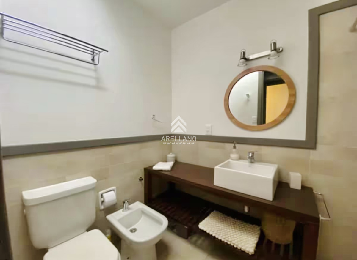 Casa ID.5382 - Alquiler de temporada Casa 3 Dormitorios, Piscina y Parrillero en Playa Mansa