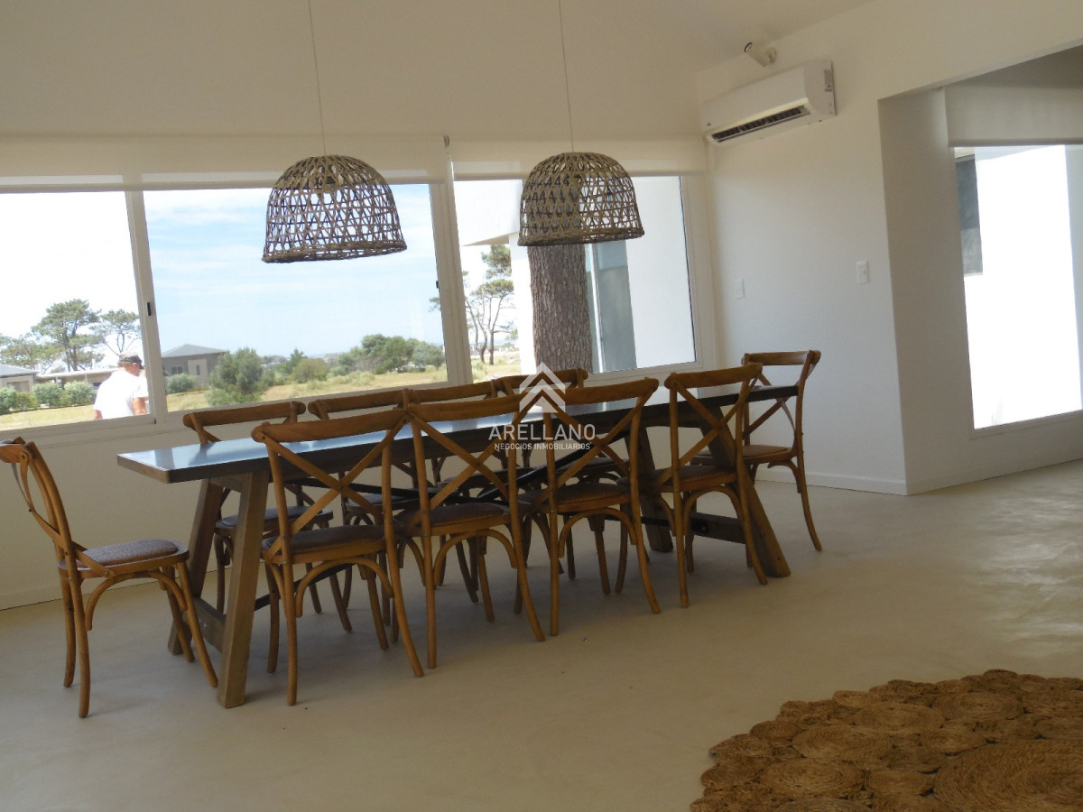 Casa ID.4879 - Excelente Casa de 5 Dormitorios en Barrio Privado Pinar del Faro, José Ignacio