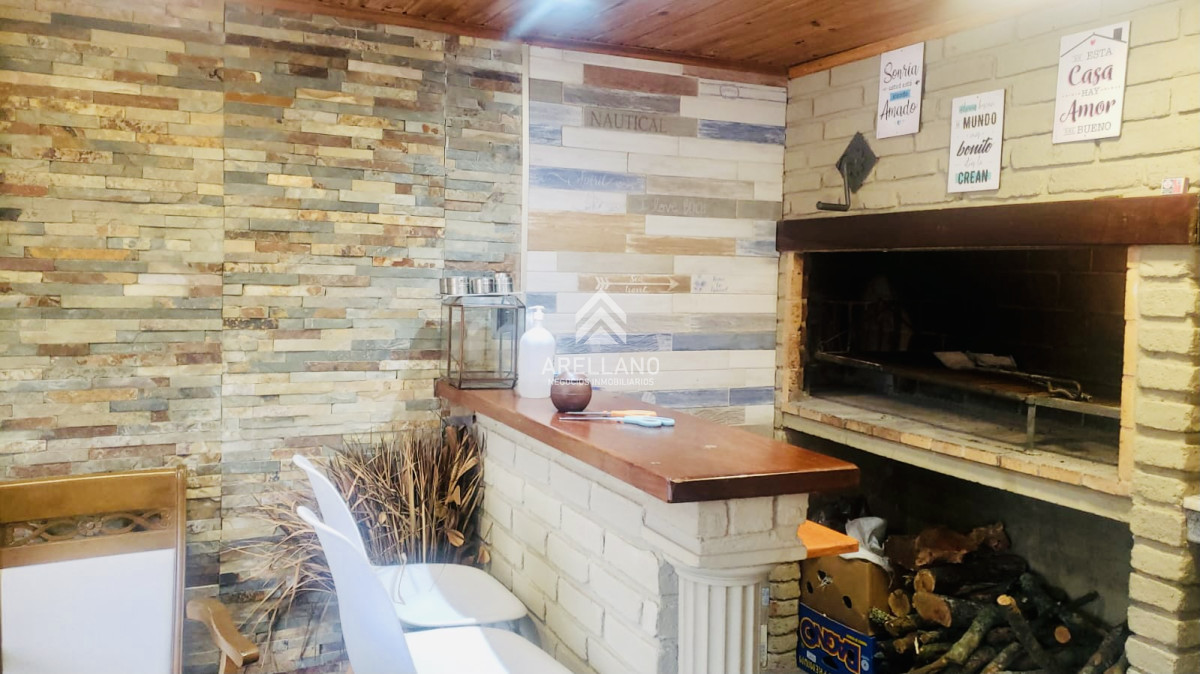 Casa ID.5328 - Alquiler temporario de casa con 3 Dormitorios con piscina y barbacoa en Jardines de Córdoba, Punta del Este