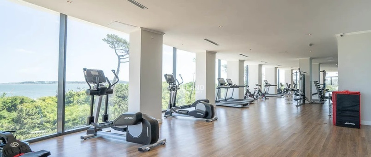Apartamento ID.6507 - Alquiler temporal Apartamento de 2 Dormitorios Frente al Mar - Punta del Este
