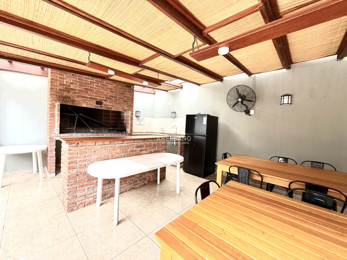 Apartamento ID.6392 - Venta apartamento 4 dormitorios y amplia terraza con parrillero propio 