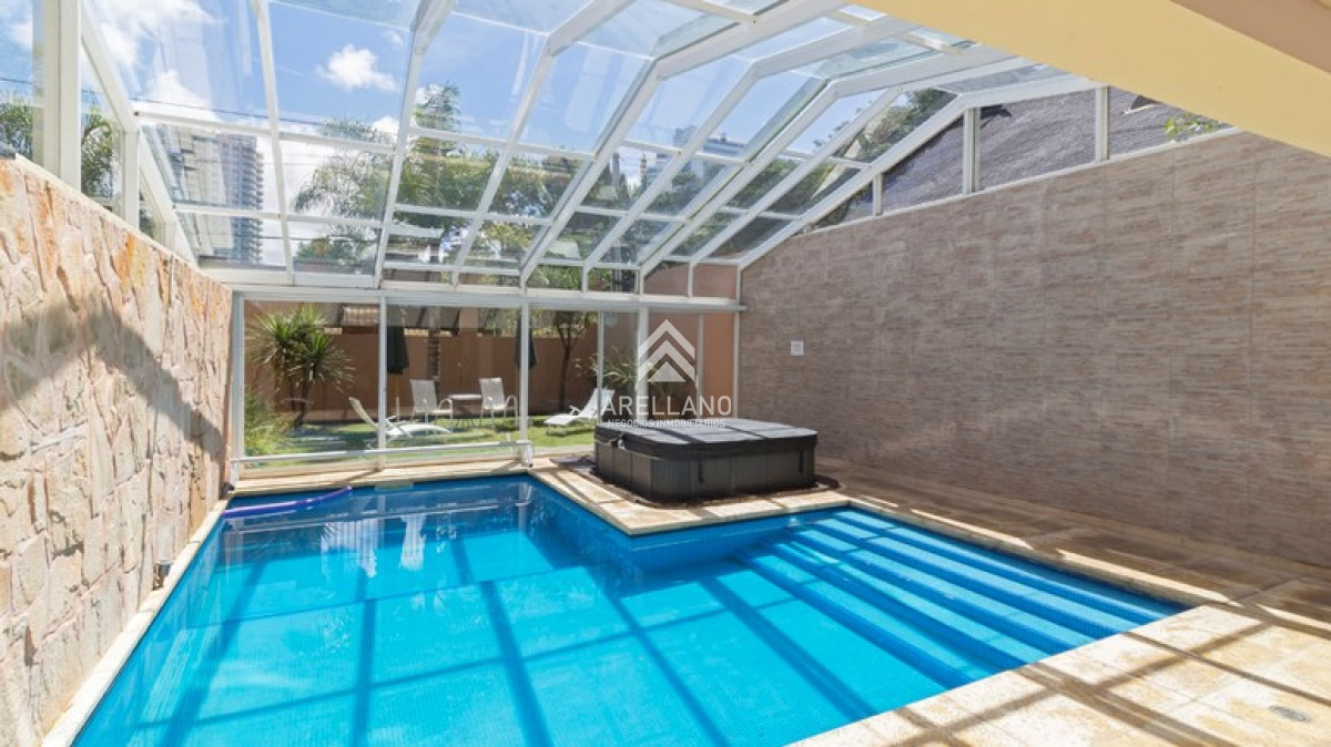 Apartamento ID.5142 - Moderno Apartamento de 3 Dormitorios a Pocas Cuadras del Mar En Venta, Playa Brava