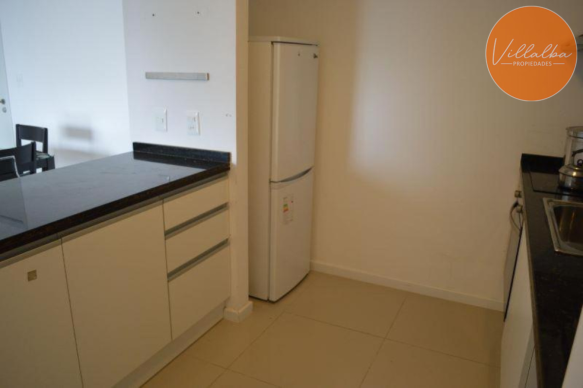 Apartamento ID.1737 - Se vende excelente departamento.