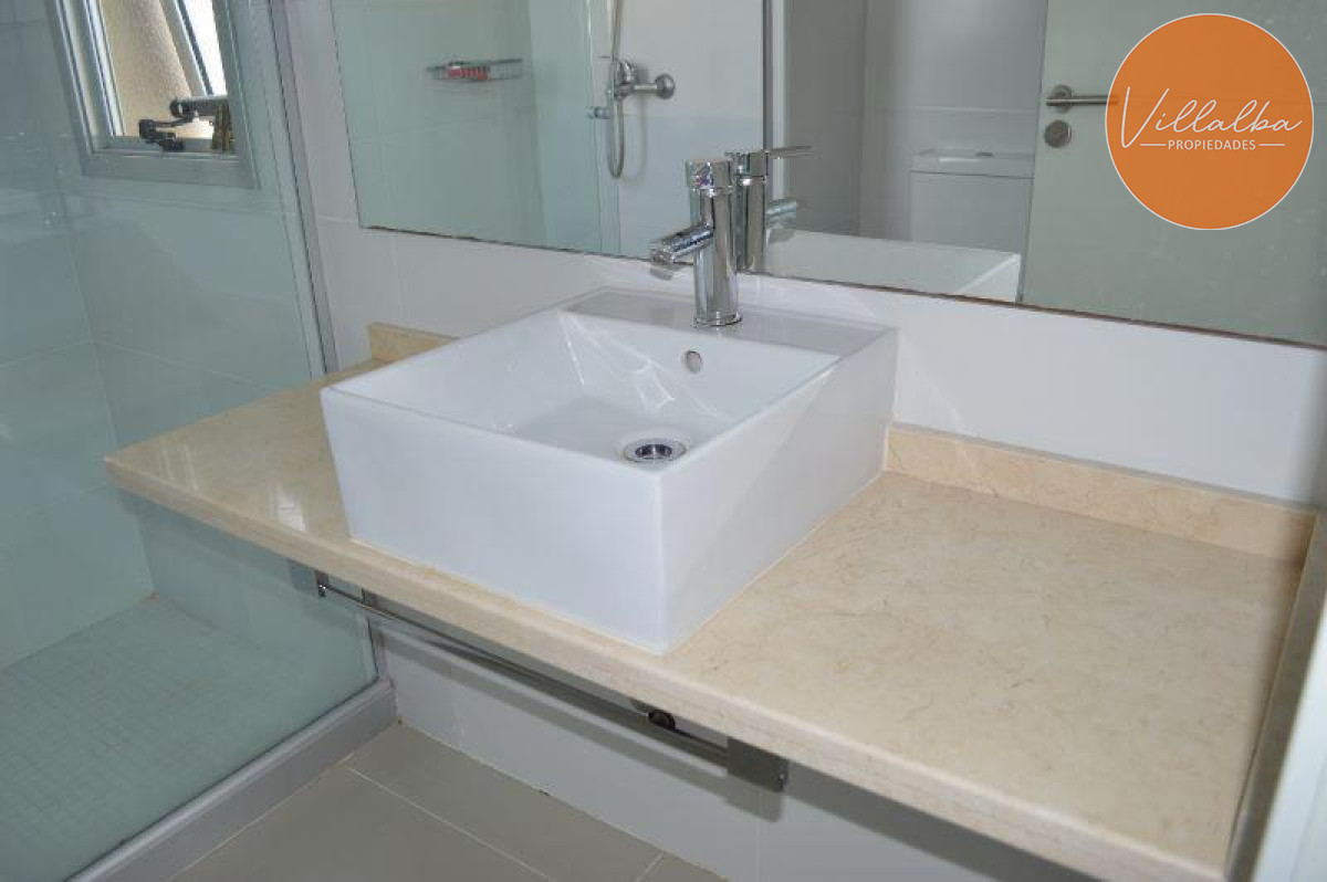 Apartamento ID.1737 - Se vende excelente departamento.