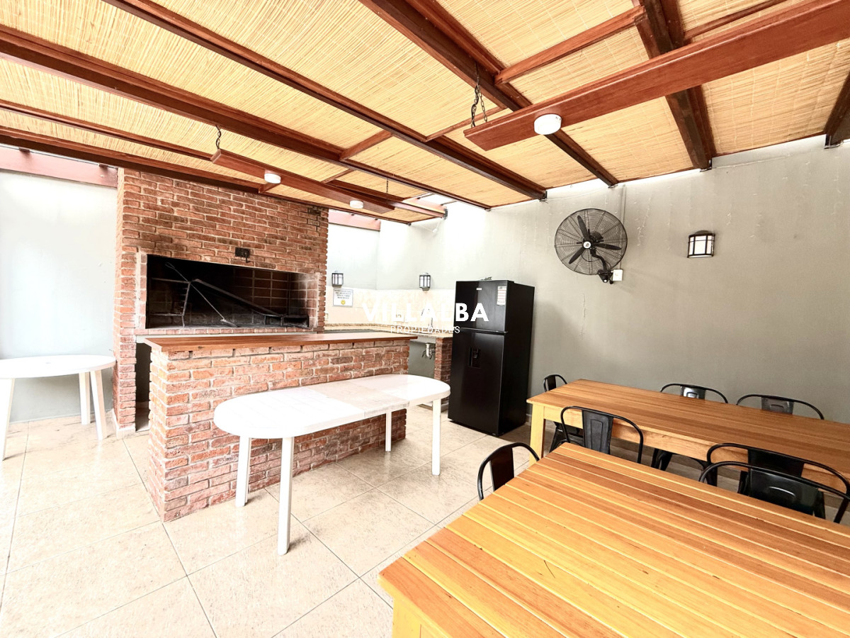 Apartamento ID.4674 - Apartamento en venta playa Mansa de 4 dormitorios y amplia terraza con parrillero propio 