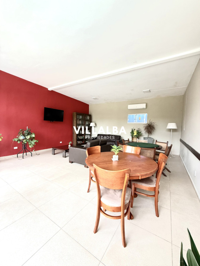 Apartamento ID.4674 - Apartamento en venta playa Mansa de 4 dormitorios y amplia terraza con parrillero propio 