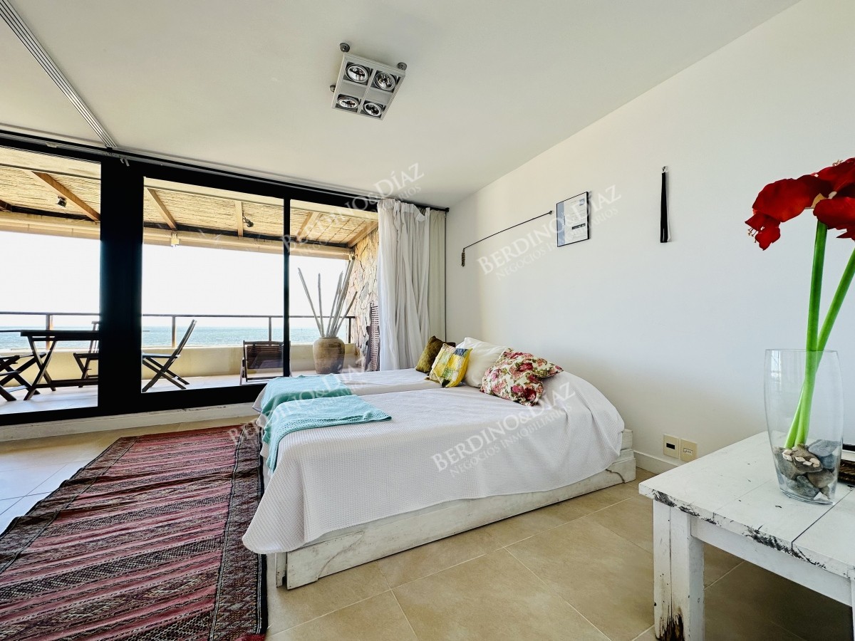 Apartamento ID.2450 -  Apartamento dormitorio y medio 2 baños en Punta Ballena