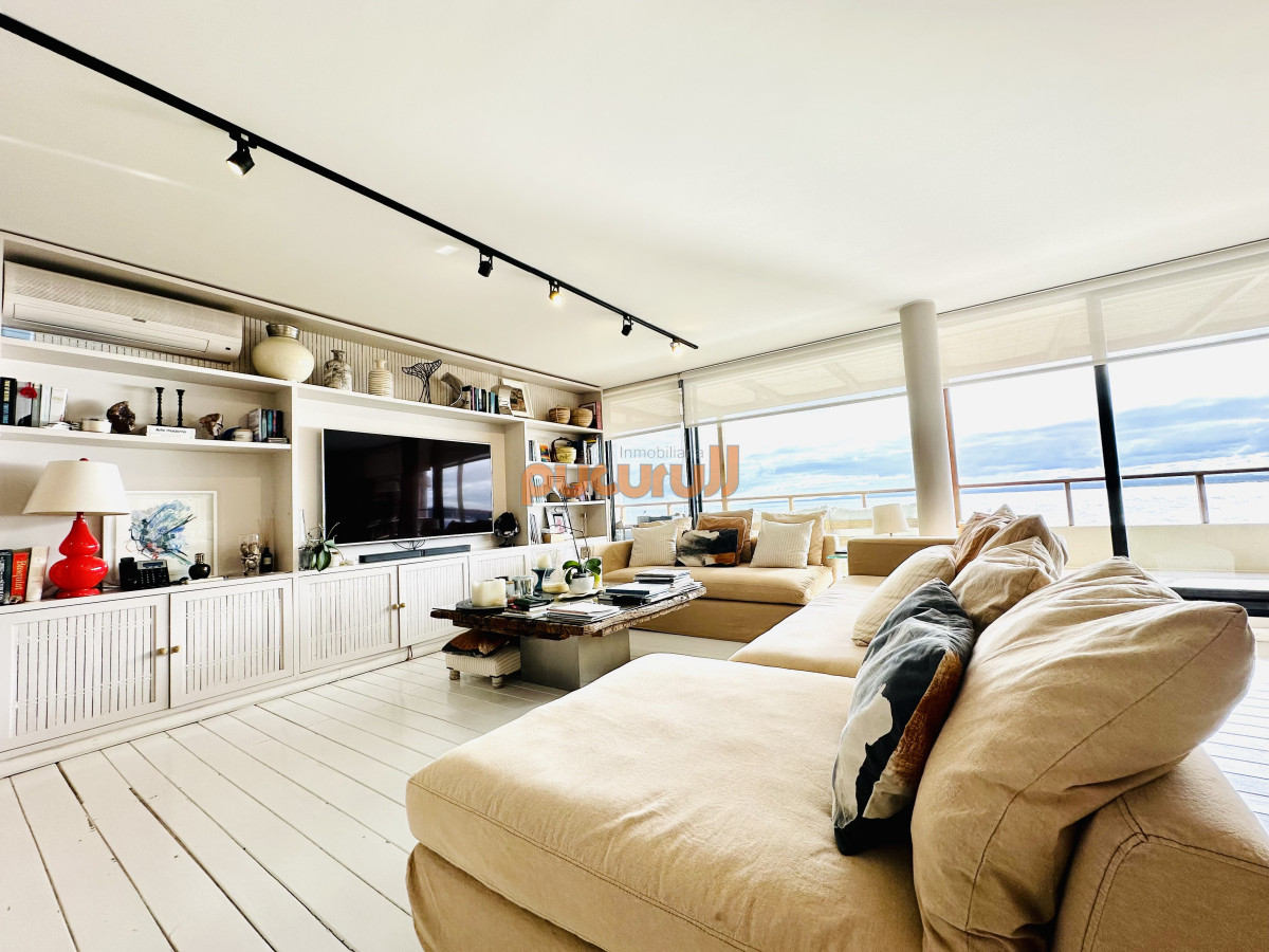 Apartamento ID.2255 - Alquiler temporario de magnífico apartamento de 3 dormitorios más dependencia en Punta Ballena 