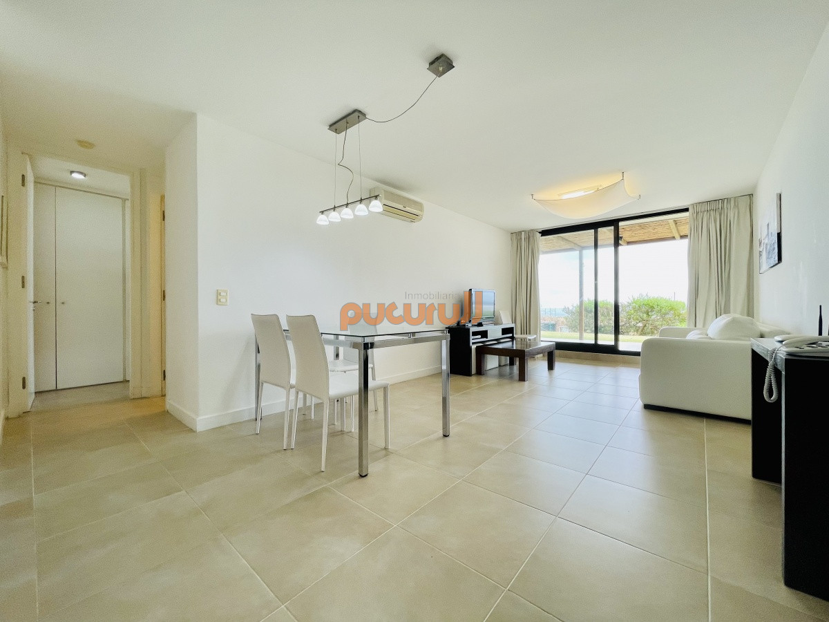 Apartamento ID.1981 - Alquiler temporario de apartamento de un dormitorio con parrillero y jardín, Punta Ballena