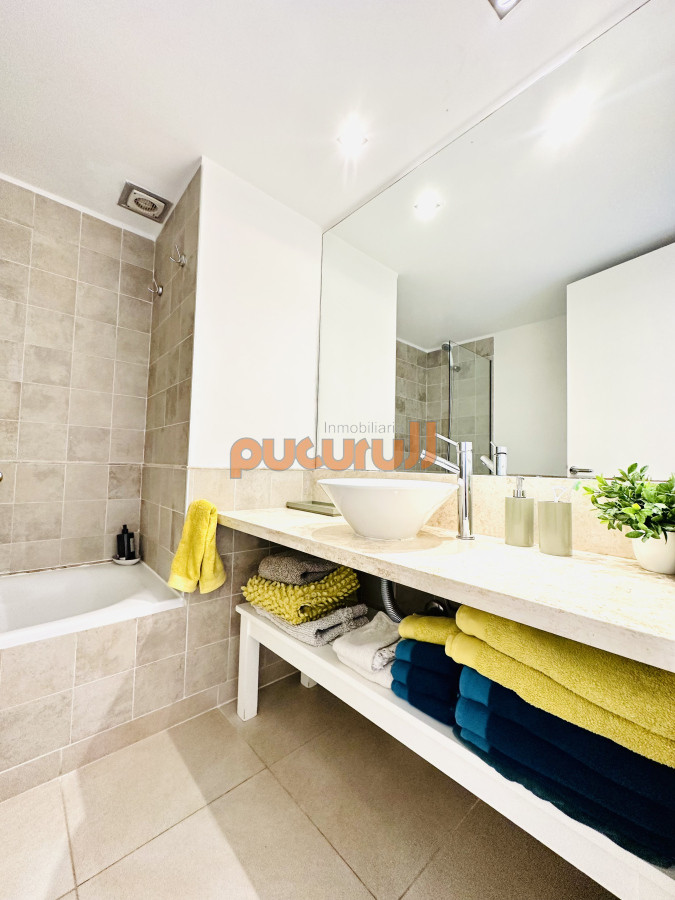Apartamento ID.2255 - Alquiler temporario de magnífico apartamento de 3 dormitorios más dependencia en Punta Ballena 