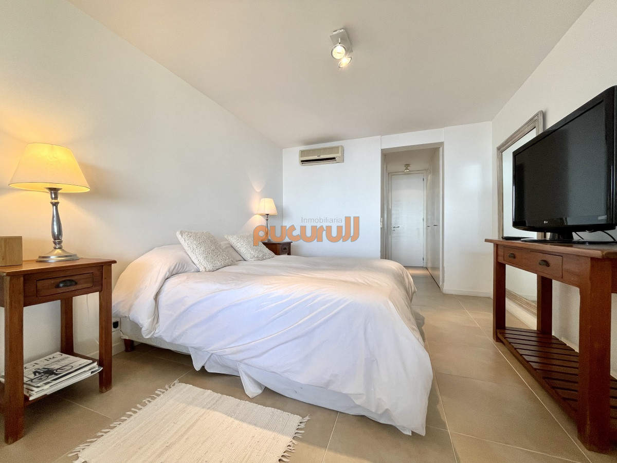 Apartamento ID.1834 - Apartamento de 2 Dormitorios con Parrillero y Vista al Mar en Punta Ballena