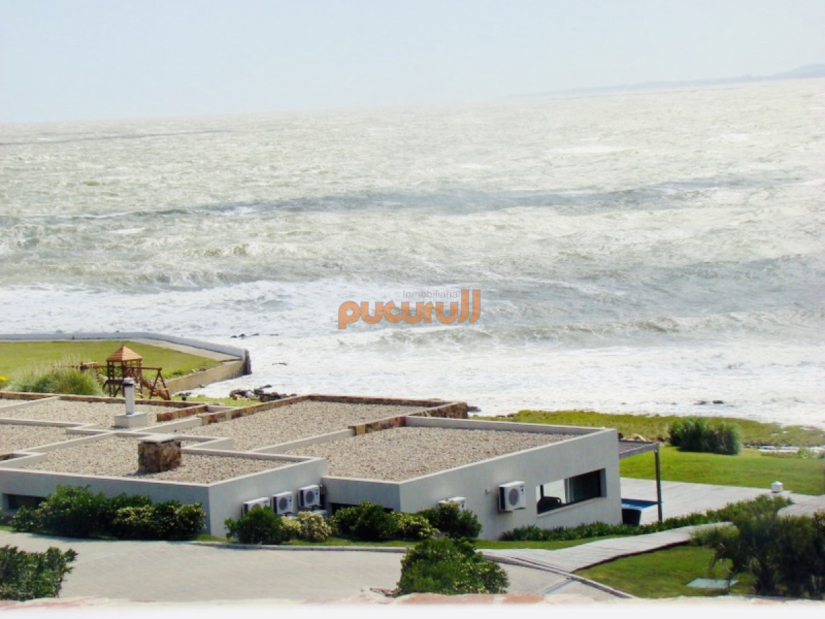 Apartamento ID.1723 - Venta de fabuloso apartamento de dormitorio y medio con dos baños en Punta Ballena