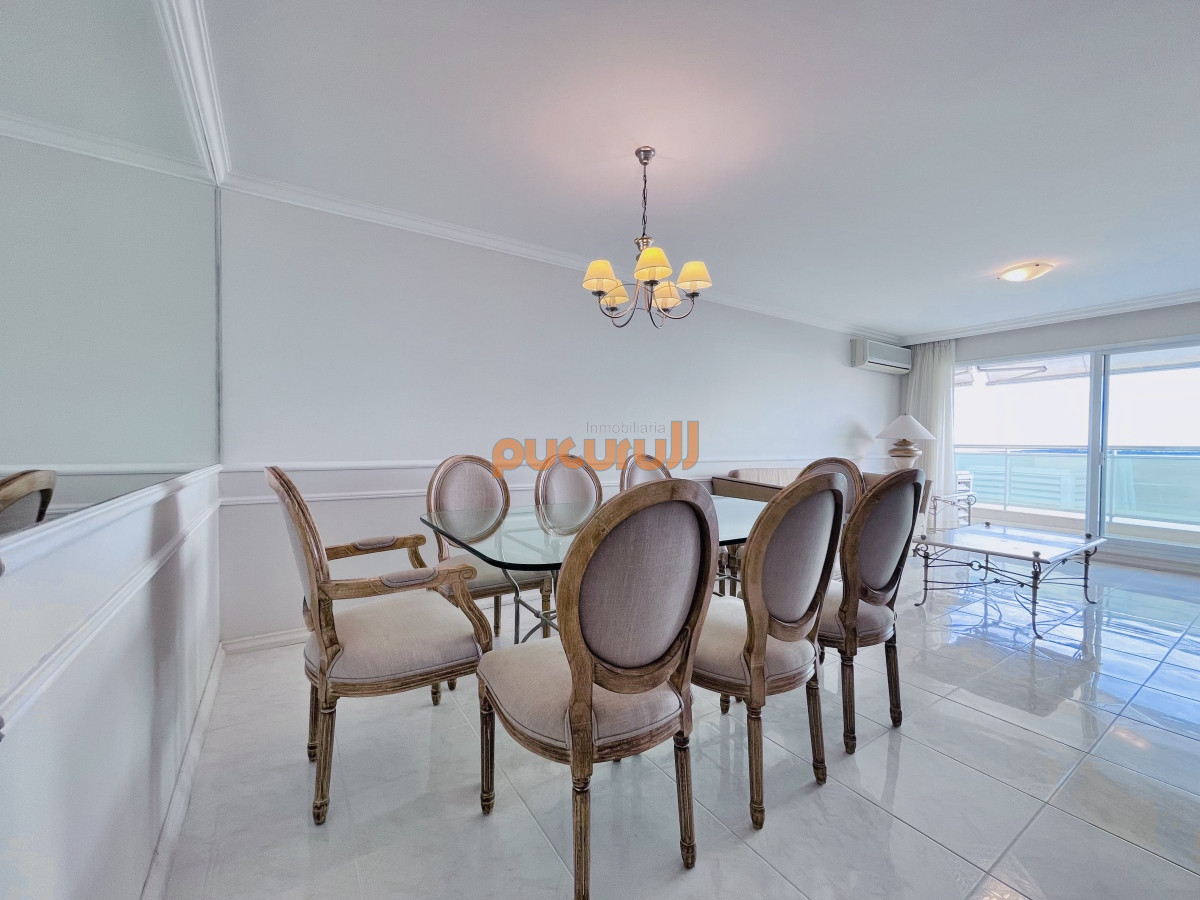 Apartamento ID.1469 - Venta y alquiler temporario de apartamento de tres dormitorios sobre playa Mansa, parada 5