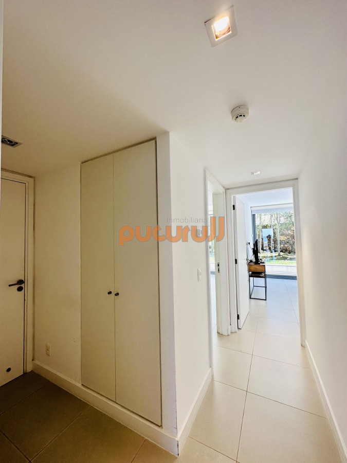 Apartamento ID.1986 - Alquiler temporario de apartamento moderno de dos dormitorios con parrillero en Punta Ballena