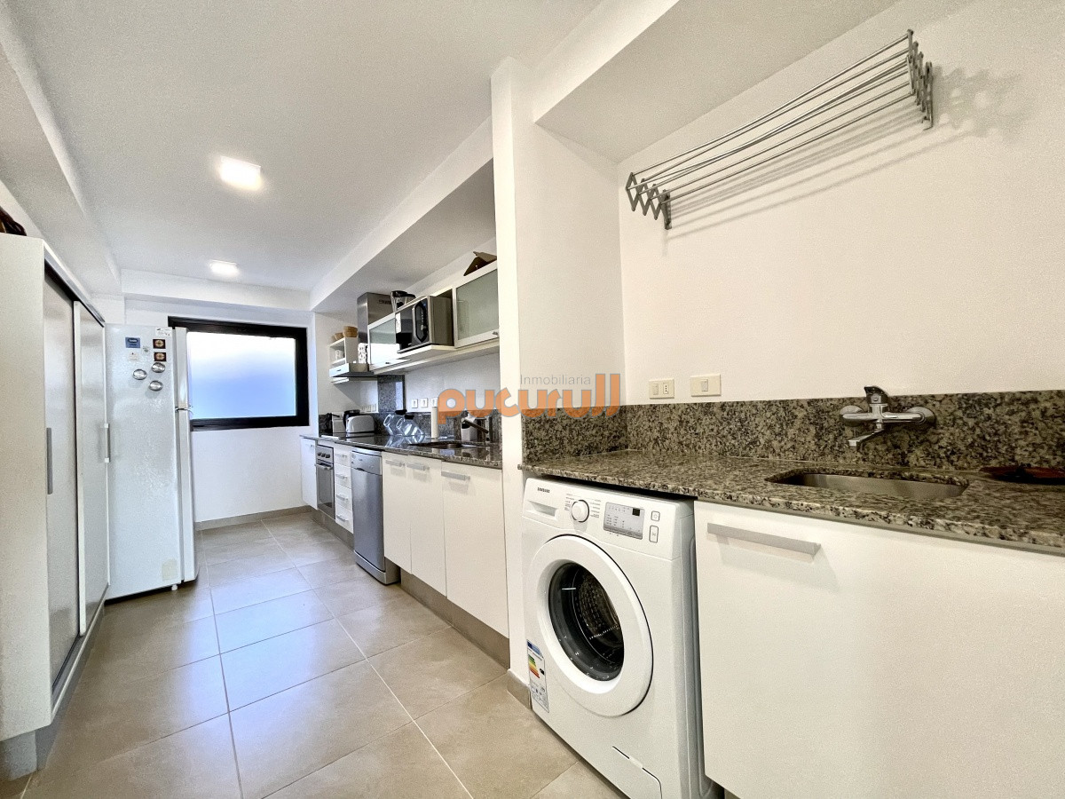 Apartamento ID.1834 - Apartamento de 2 Dormitorios con Parrillero y Vista al Mar en Punta Ballena